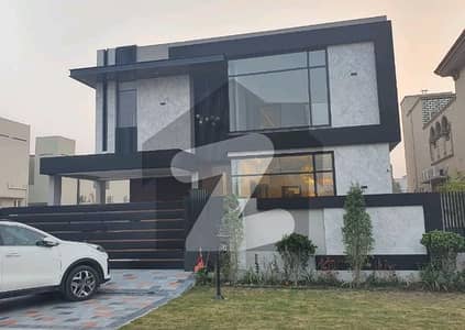 ڈی ایچ اے فیز 6 ڈیفنس (ڈی ایچ اے),لاہور میں 5 کمروں کا 1 کنال مکان 10.75 کروڑ میں برائے فروخت۔