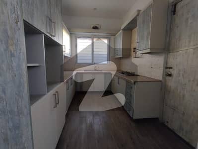 Ground 500 Square Luxurious Portion For Rent