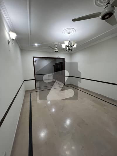 10 Marla Ground Floor For Rent