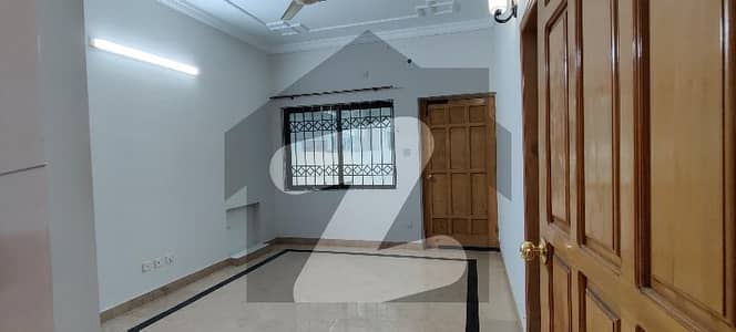 Beautiful House Available For Rent In F-11/3