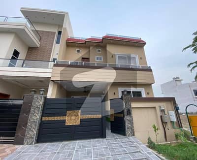 رئیل پام سٹی ایمن آباد موڑ,گوجرانوالہ میں 4 کمروں کا 5 مرلہ مکان 1.9 کروڑ میں برائے فروخت۔