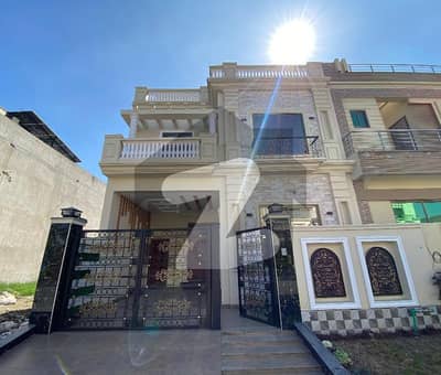 سٹی ہاؤسنگ سوسائٹی گوجرانوالہ میں 4 کمروں کا 5 مرلہ مکان 1.85 کروڑ میں برائے فروخت۔