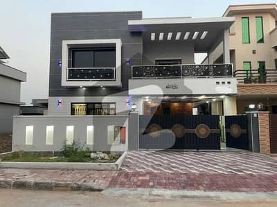 10 Marla Brand New House For Rent