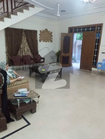 DHA 300 SQUARE YARD BUNGALOW FOR RENT
