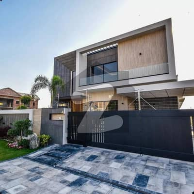 ڈی ایچ اے فیز 6 ڈیفنس (ڈی ایچ اے),لاہور میں 5 کمروں کا 1 کنال مکان 7.9 کروڑ میں برائے فروخت۔