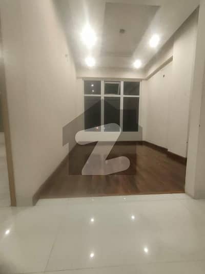 اتحاد کمرشل ایریا ڈی ایچ اے فیز 6,ڈی ایچ اے ڈیفینس,کراچی میں 3 کمروں کا 5 مرلہ فلیٹ 1.5 لاکھ میں کرایہ پر دستیاب ہے۔