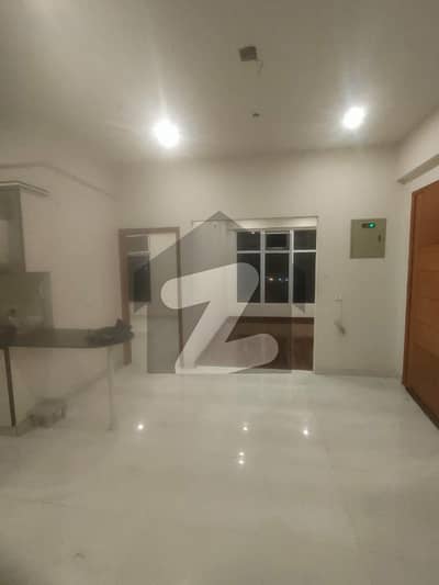 DEFENCE PHASE 6 ITEHAAD COMM 3 BED AWESOME APARTMENT FOR RENT
