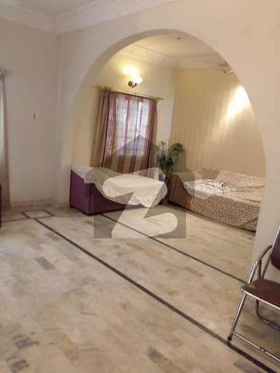 Near Waqas Market 2nd Floor Portion For Rent