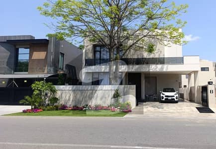 ڈی ایچ اے فیز 6 - بلاک سی فیز 6,ڈیفنس (ڈی ایچ اے),لاہور میں 6 کمروں کا 1 کنال مکان 22.99 کروڑ میں برائے فروخت۔