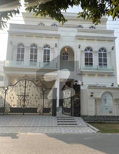 10 Marla Facing Park House available for sale in sector 3 canal view housing scheme Gujranwala