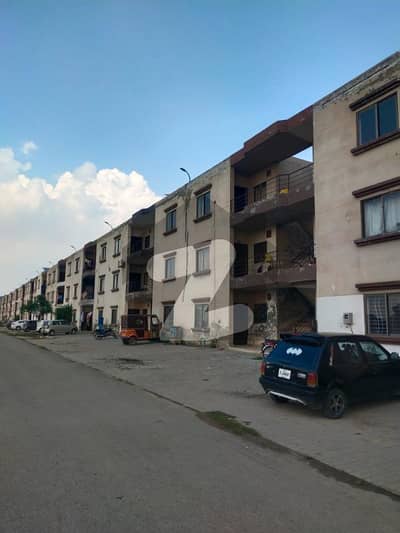 خیابان امین - بلاک پی خیابانِ امین,لاہور میں 2 کمروں کا 5 مرلہ فلیٹ 23.0 لاکھ میں برائے فروخت۔
