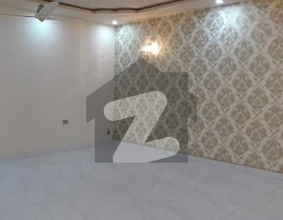Ideally Located House Of 10 Marla Is Available For Rent In Lahore