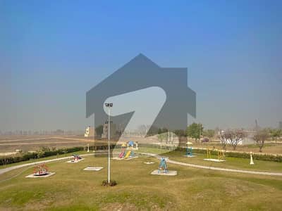 Safari Garden Housing Schem plot for sale best location 1000000 lakh block E Safari Garden housing scheme Royal Estate