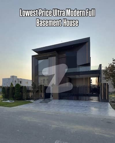 ڈی ایچ اے فیز 7 ڈیفنس (ڈی ایچ اے),لاہور میں 6 کمروں کا 1 کنال مکان 18.5 کروڑ میں برائے فروخت۔