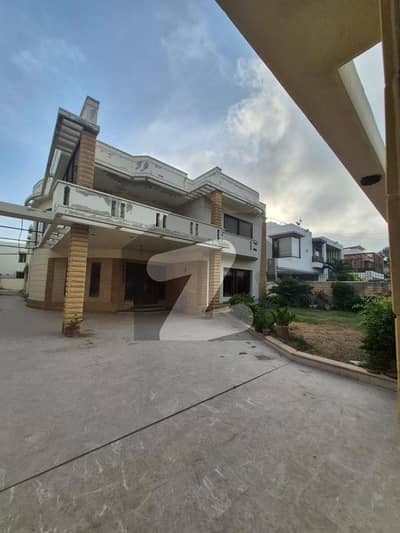 A Centrally Located House Is Available For Sale In Karachi