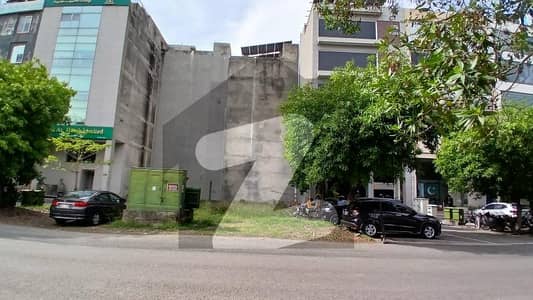 DHA phase 6 top location main boulevard 4 Marla commercial plot for sale