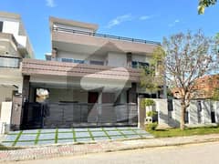1 Kanal Brand New Double Unit House With Double Entrance For Sale 1 Kanal Brand New Double Unit House With Double Entrance For Sale