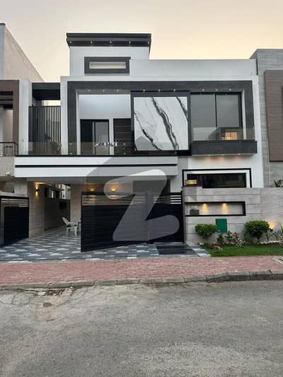 10 Marla Residential House For Sale In Hussain Block, Nearby Commercial Market, Mosque and Health Care Canter