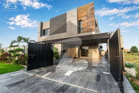 Modern Straight Line Designed 1 Kanal House in Phase 7