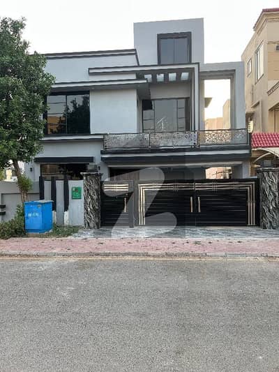 Get In Touch Now To Buy A 10 Marla House In Lahore