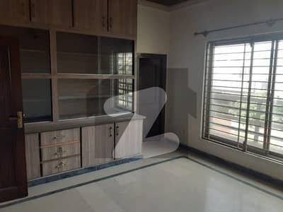 پی ڈبلیو ڈی ہاؤسنگ سوسائٹی ۔ بلاک سی پی ڈبلیو ڈی ہاؤسنگ سکیم,اسلام آباد میں 2 کمروں کا 10 مرلہ زیریں پورشن 60.0 ہزار میں کرایہ پر دستیاب ہے۔