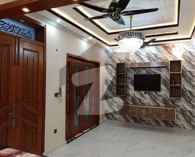 A 5 Marla House Is Up For Grabs In College Road