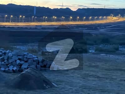 اڈیالہ روڈ راولپنڈی میں 22 کنال رہائشی پلاٹ 8.0 کروڑ میں برائے فروخت۔