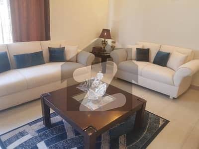 ڈی ایچ اے 11 رہبر سیکٹر 1 - بلاک ڈی ڈی ایچ اے 11 رہبر سیکٹر 1,ڈی ایچ اے 11 رہبر,لاہور میں 5 کمروں کا 10 مرلہ مکان 4.25 کروڑ میں برائے فروخت۔