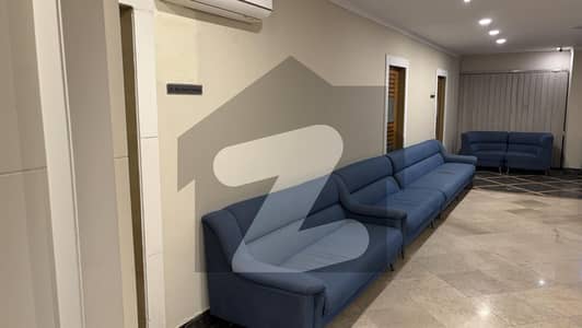 LAWRENCE ROAD 10 MARLA GROUND FLOOR FLAT BEST LOCATION FACING JINNAH PARK CORNER IS AVAILABLE FOR SALE