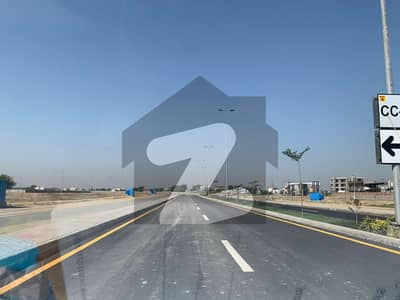 10 MARLA POSSESSION PLOT ON MAIN 120 FEET WIDE ROAD BLOCK 4Q IS AVAILABLE FOR SALE