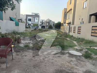 DHA RAHBAR 5 MARLA SAMI CORNER PLOT NEAR TO MAIN ROAD IS AVAILABLE FOR SALE