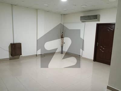 2nd Floor 2300 Square Feet Office For Rent In Izmir Town