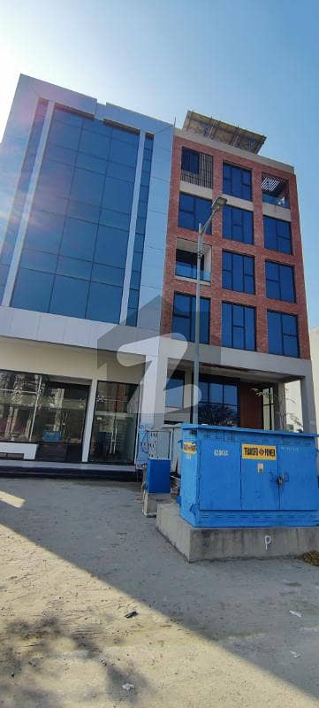 ڈی ایچ اے فیز 3 - بلاک ڈبل ایکس فیز 3,ڈیفنس (ڈی ایچ اے),لاہور میں 8 مرلہ Studio عمارت 15.0 لاکھ میں کرایہ پر دستیاب ہے۔