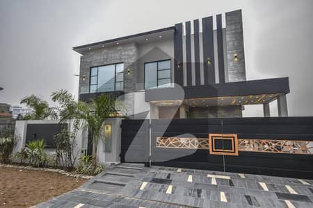 100% Original Price Add Brand New 24 Marla Modern Near Raya House Available For Sale In Reasonable Price