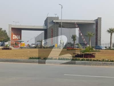 1 KANAL PLOT PARK FACING HATED AND GOOD LOCATION AVAIL ABLE FOR SALE