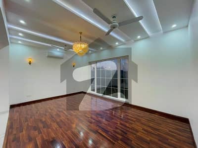 BRAND NEW HOUSE FOR RENT