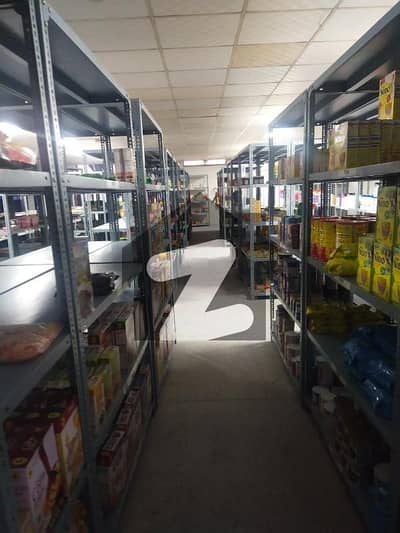 آئی ۔ 9 اسلام آباد میں 2 کنال عمارت 18.0 لاکھ میں کرایہ پر دستیاب ہے۔