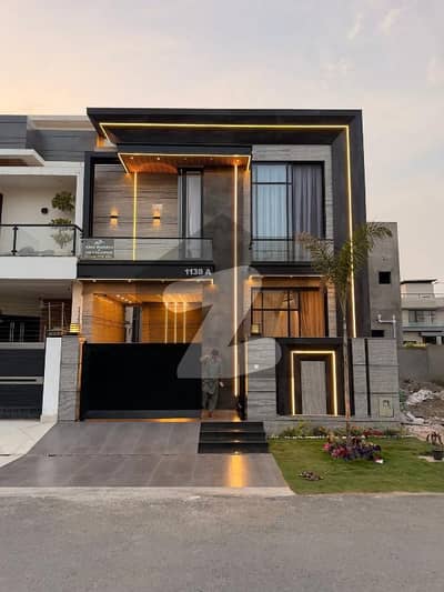 5 Marla Out Class Stylish Luxury Bungalow For Rent In DHA Phase 9 Town Lahore   Per Day 25000