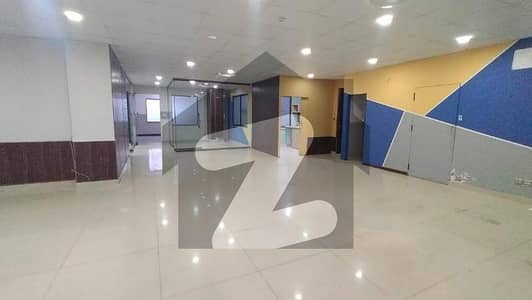 جی ۔ 8 اسلام آباد میں 8 مرلہ دفتر 4.5 لاکھ میں کرایہ پر دستیاب ہے۔