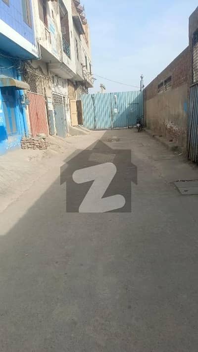 جڑانوالہ روڈ فیصل آباد میں 8 کنال Studio فیکٹری 5.0 لاکھ میں کرایہ پر دستیاب ہے۔