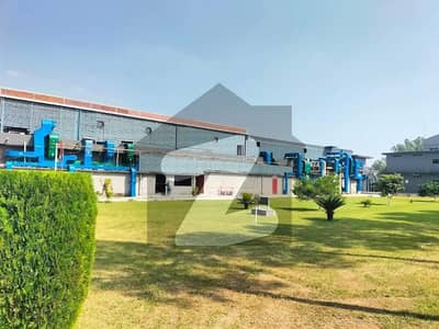 کہوٹہ ٹرائی اینگل انڈسٹریل ایریا اسلام آباد میں 12 کنال Studio گودام 15.0 لاکھ میں کرایہ پر دستیاب ہے۔