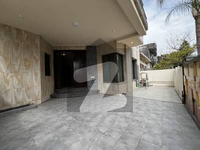 I-8 Full House With Solar System