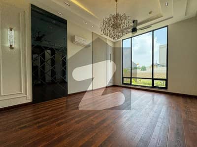 1 KANAL UPPER PORTION 3 BED FOR RENT BEST OFFER