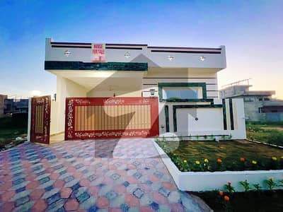 جناح گارڈنز فیز 1 جناح گارڈنز,ایف ای سی ایچ ایس,اسلام آباد میں 2 کمروں کا 7 مرلہ مکان 2.5 کروڑ میں برائے فروخت۔