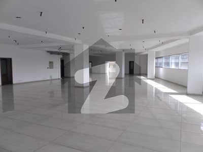 گلبرگ 3 - بلاک ڈی1 گلبرگ 3,گلبرگ,لاہور میں 8 کنال کمرشل پلاٹ 23.0 ارب میں برائے فروخت۔