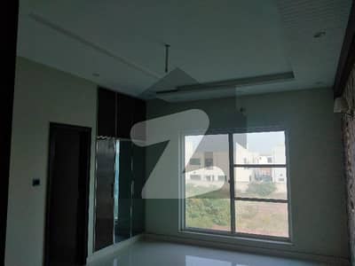 Punjab Coop Housing Society Flat For rent Sized 4 Marla