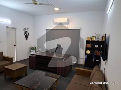 ایف ۔ 11 مرکز ایف ۔ 11,اسلام آباد میں 4 مرلہ Studio علاوہ 1.5 لاکھ میں کرایہ پر دستیاب ہے۔