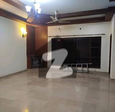 ای ۔ 11 اسلام آباد میں 3 کمروں کا 16 مرلہ زیریں پورشن 1.65 لاکھ میں کرایہ پر دستیاب ہے۔