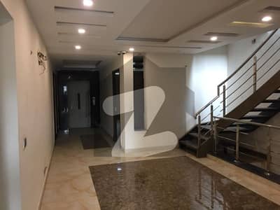 گلبرگ 3 گلبرگ,لاہور میں 8 کنال کمرشل پلاٹ 23.0 ارب میں برائے فروخت۔