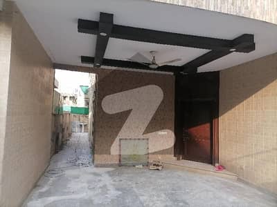 10 Marla House Up For Rent In Punjab Coop Housing - Block E